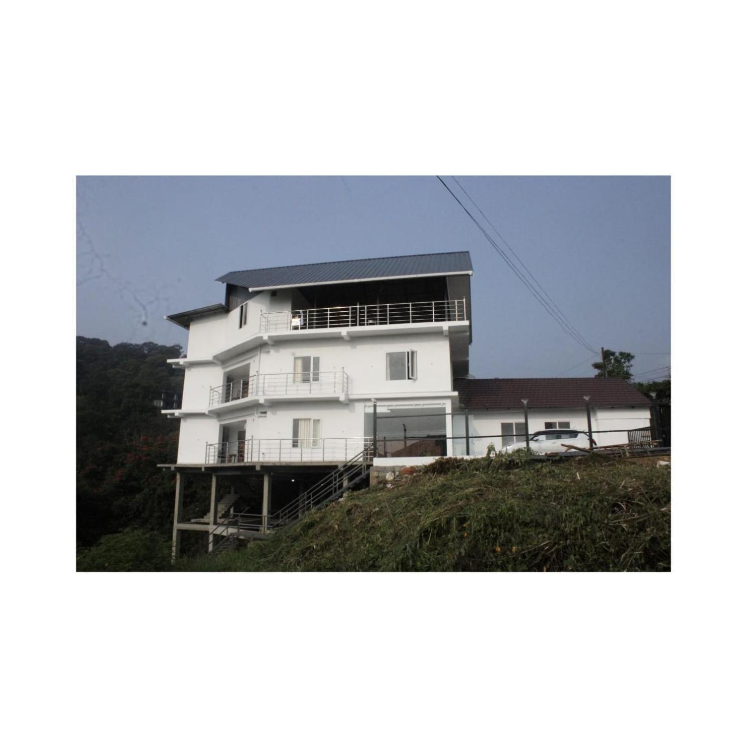 Blossom Valley Cottage 무나르 외부 사진